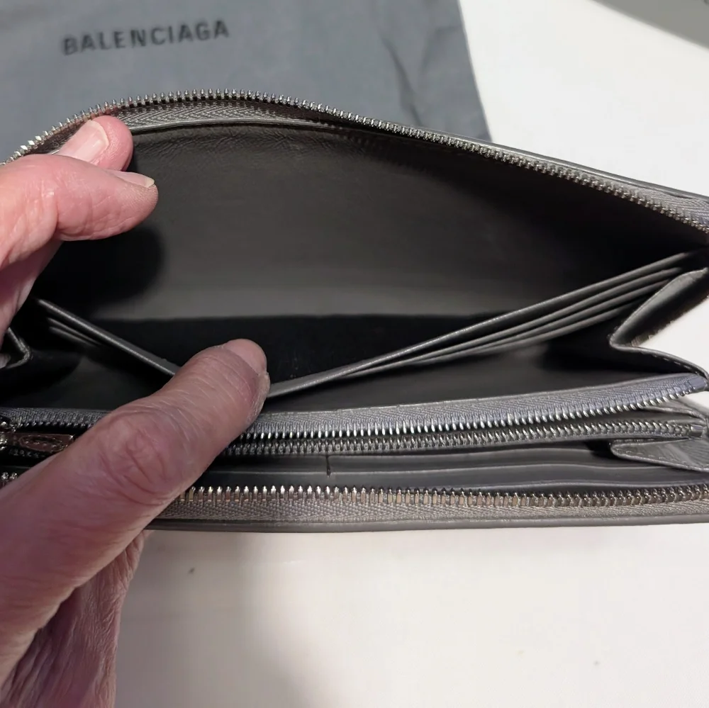 Balenciaga Gray Zip Around Leather Wallet🔥🔥 - Picture 16 of 16